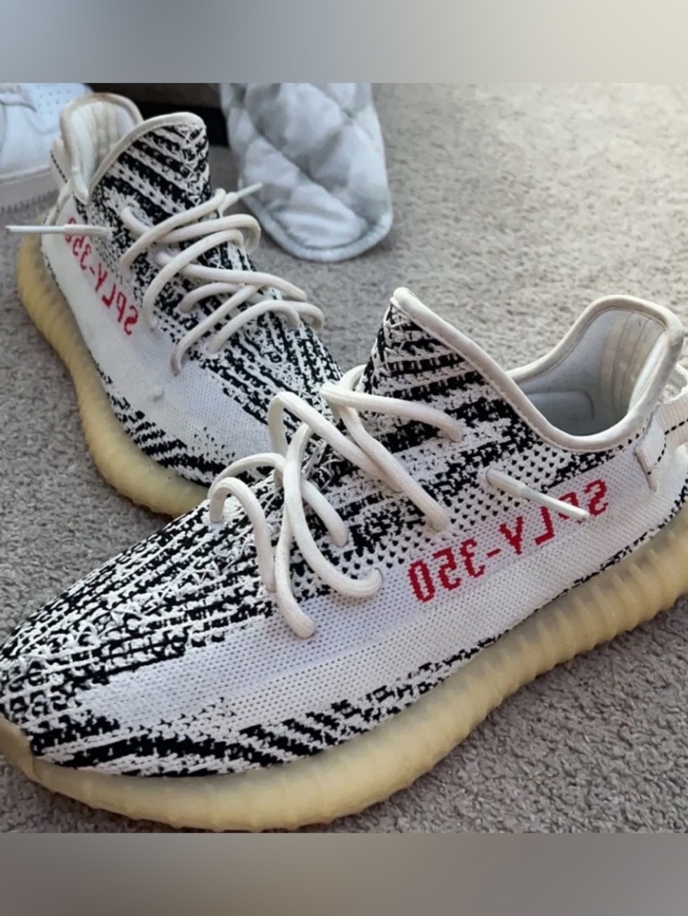 Adidas Yeezy Boost 350 V2 Zebra